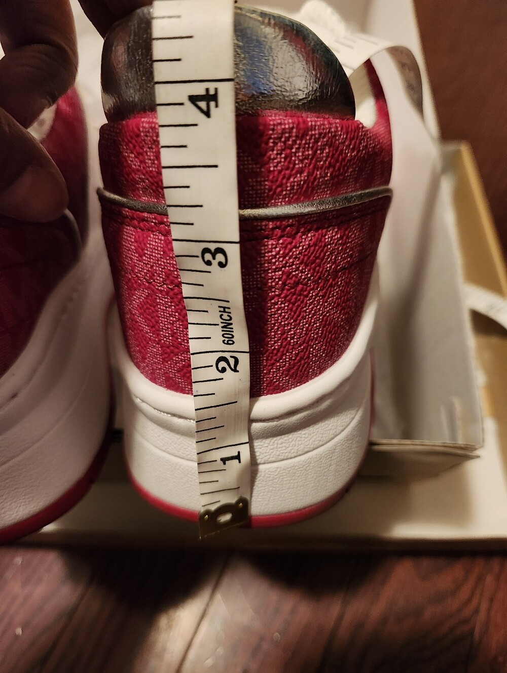 Michael Kors White & Red Logo-Panel Kids Sneakers - Picture 8 of 12